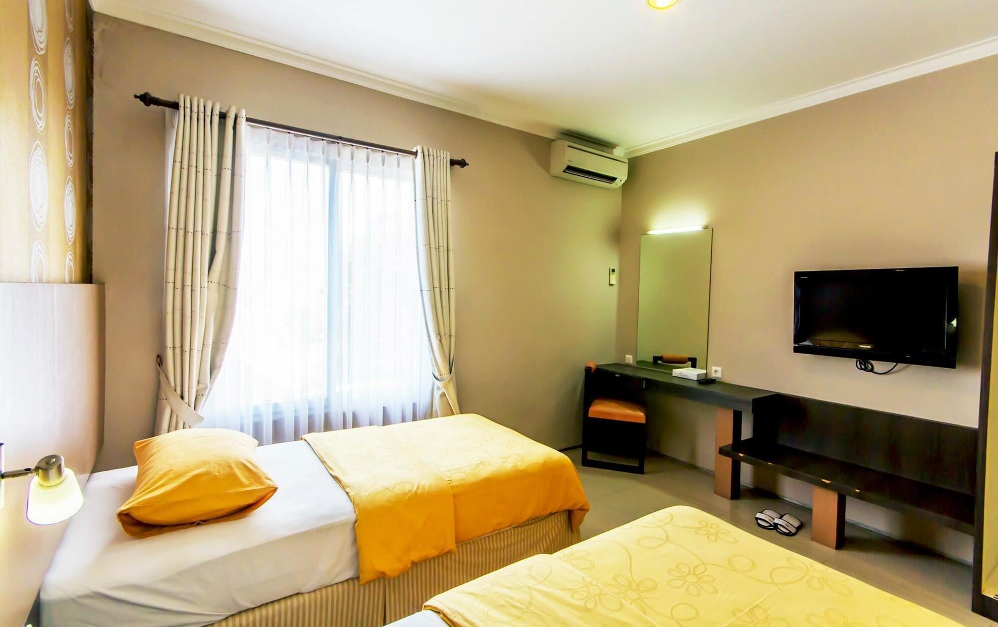 Andelir Hotel Bandung Exterior photo