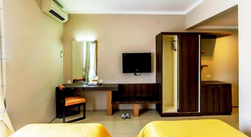 Andelir Hotel Bandung Exterior photo