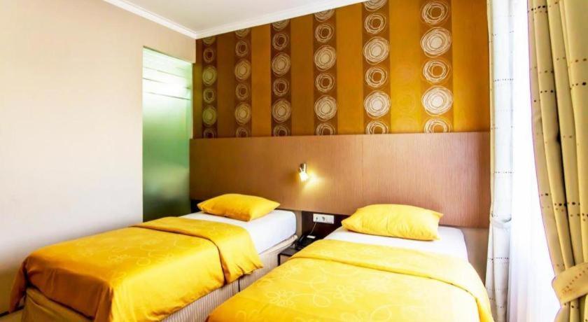 Andelir Hotel Bandung Exterior photo